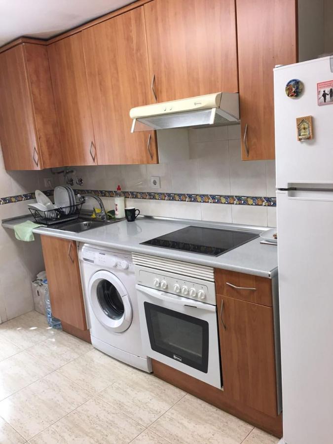 Residencial Aqua - La Pineda Homestay