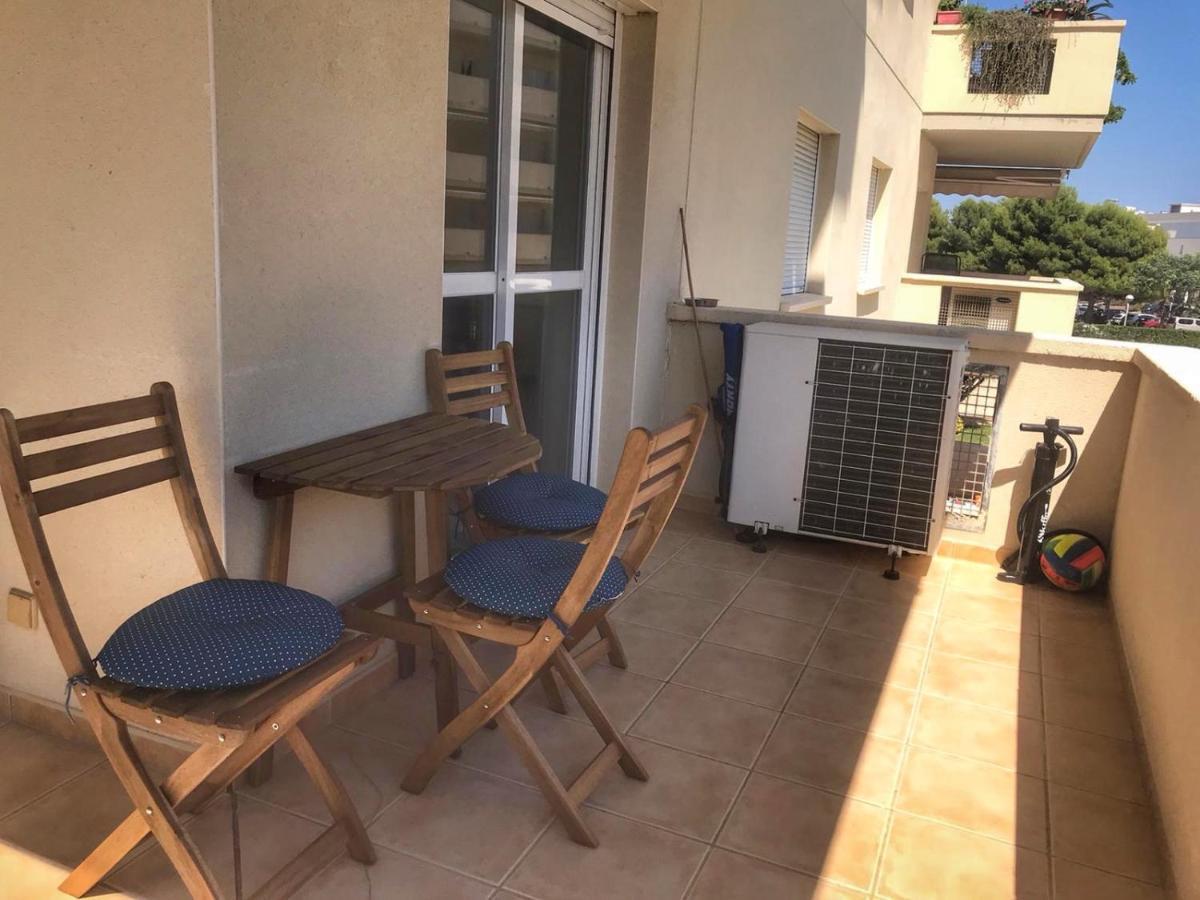 Residencial Aqua - La Pineda Homestay
