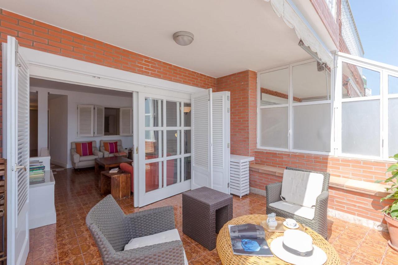 With Terrace On The Beachfront Salinetas