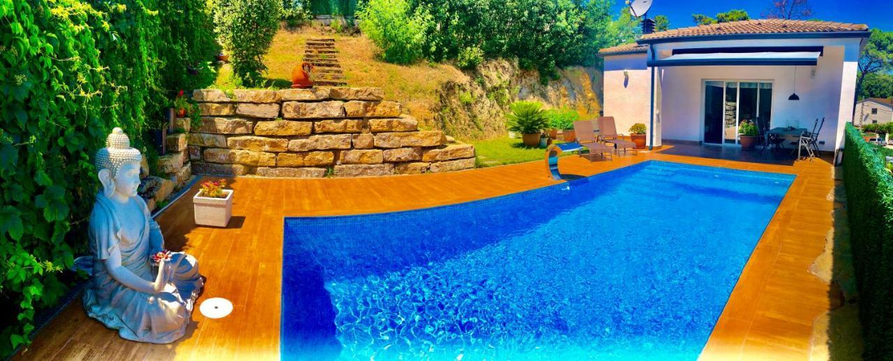 Pintoresca Habitacion, Piscina Climatizado Y Sauna *