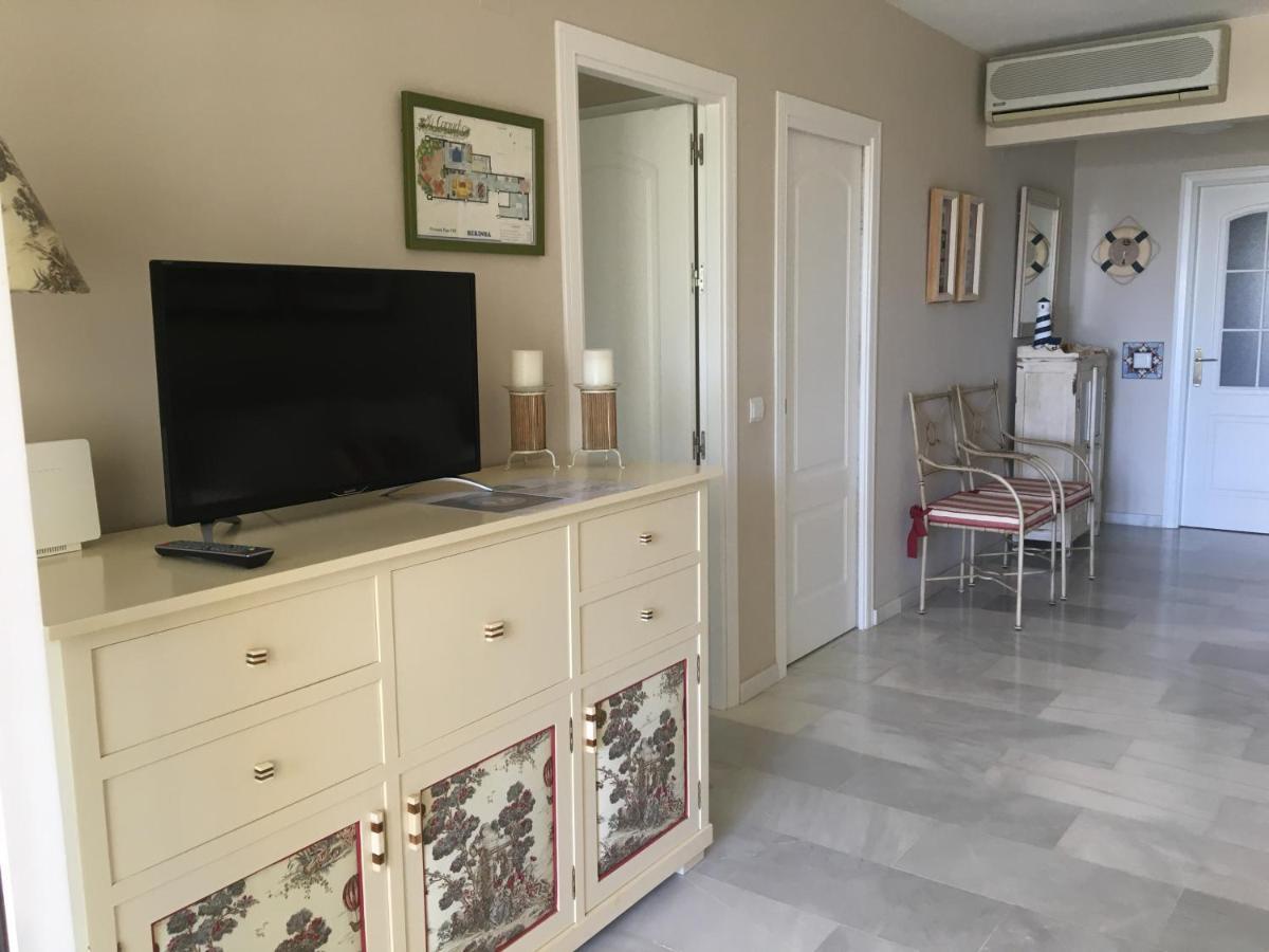 Mi Capricho, Beachfront, Grownfloor, Private Garden & Terrace