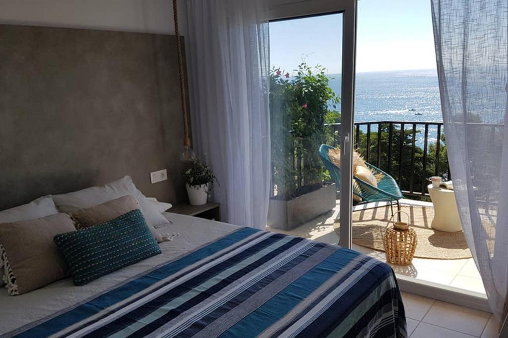 Atico De Diseno Sobre La Cala De Sirenas!! Apartment *