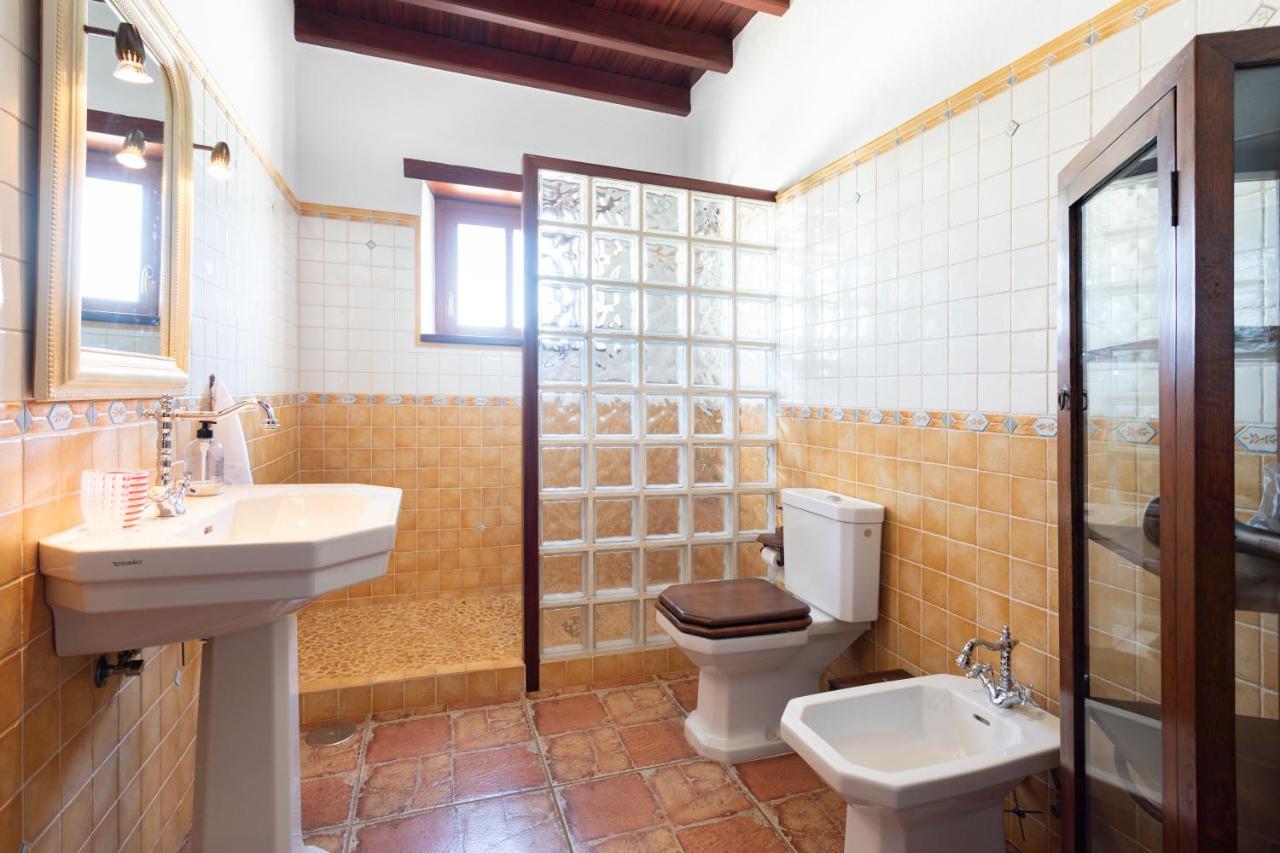 Home2book Finca Dos Ruedas