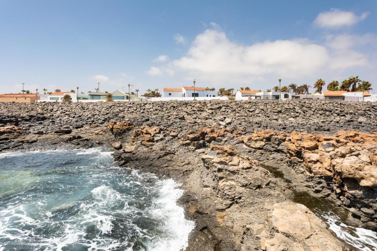 Сasa de vacaciones Home2book Stunning Sea Front House Caleta de Fuste