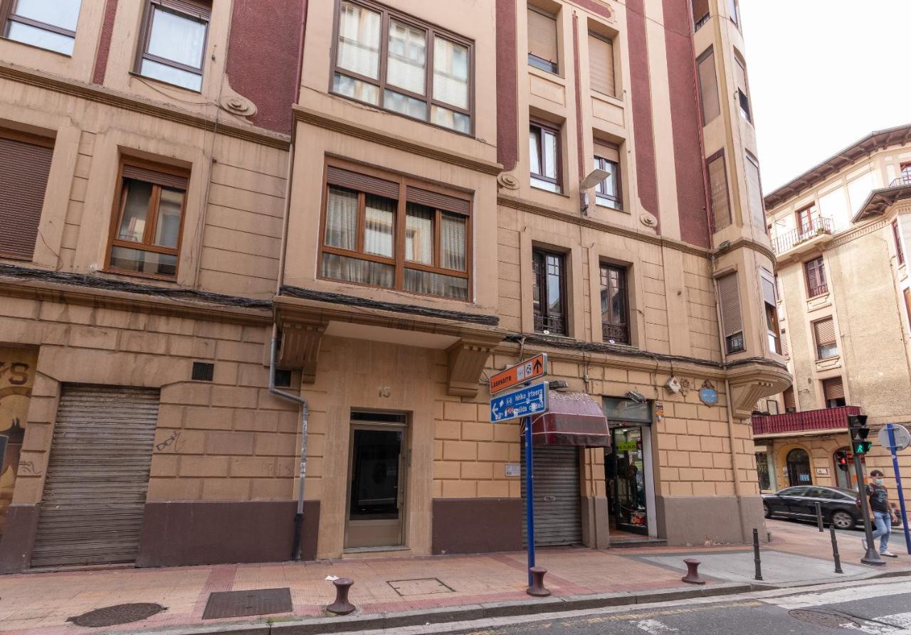 Kuia En El Centro De Al Lado Del Metro Apartamento