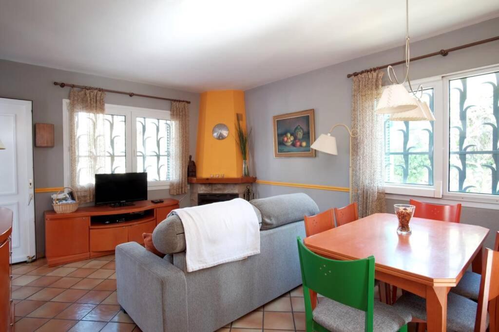 Сasa de vacaciones La Casa Del Bosc, Playa Y Golf - *