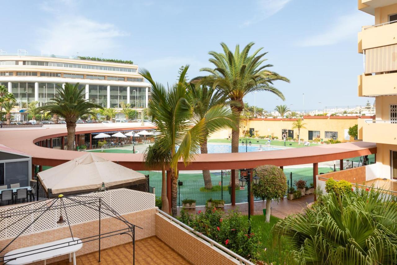 Angeles Los Cristianos (Tenerife)