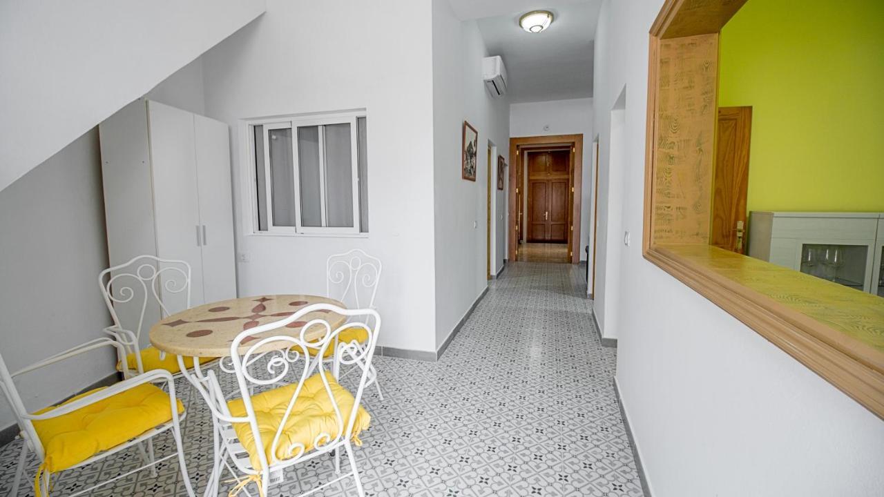 Casa De Dragos Galdar