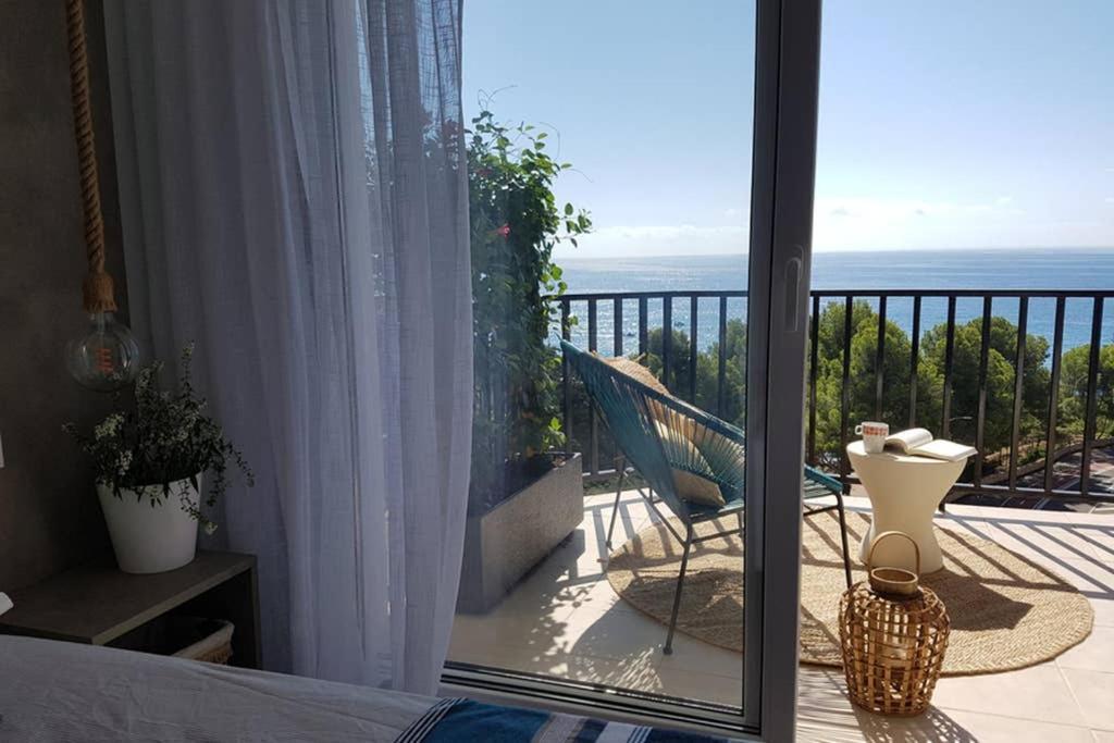 Atico De Diseno Sobre La Cala De Sirenas!! Apartment