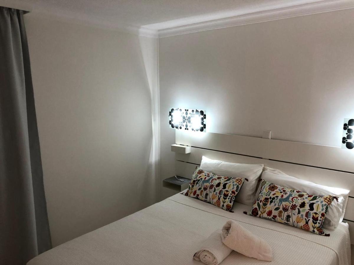 Apartamento Sunny Near The Beach With Wifi, Balcony And Pool *