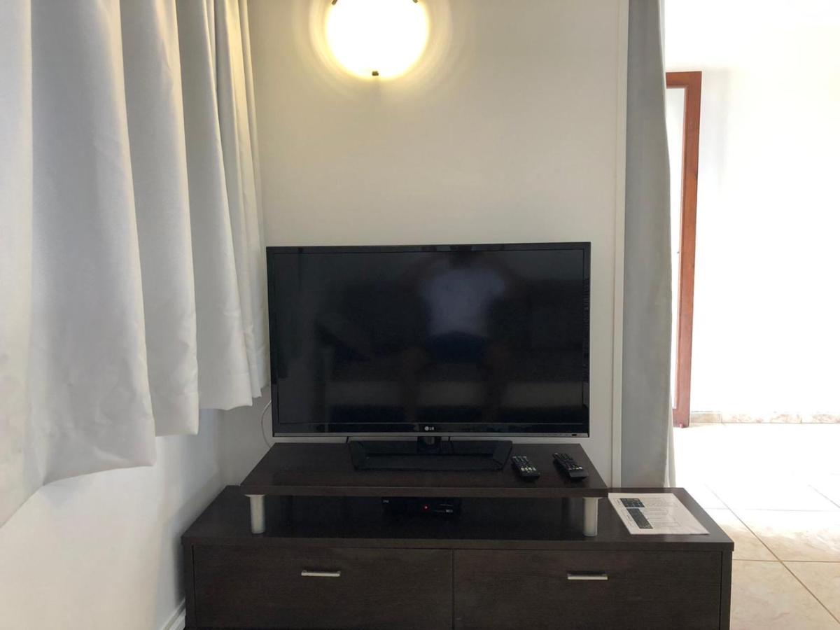 Apartamento Sunny Near The Beach With Wifi, Balcony And Pool *