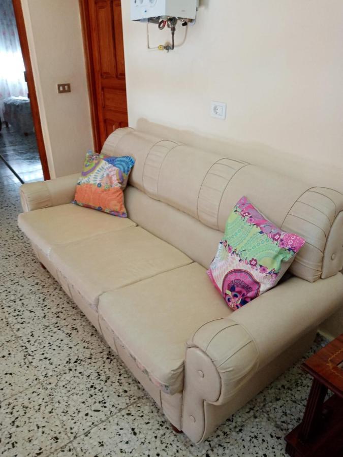 Village. Tony Frías. Casa rural