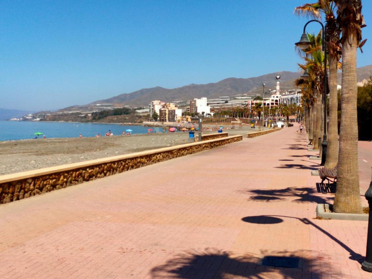 Tranquila Casa Frente Al Mar Holiday home Adra
