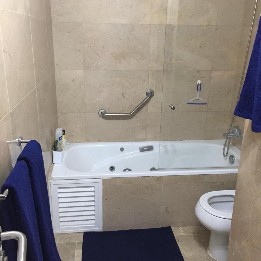 Duquesa Suites 531 Apartment