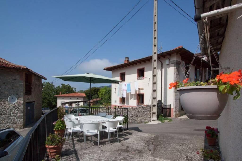 Сasa de vacaciones Casa Del Cuetu. Traditional In Asturias