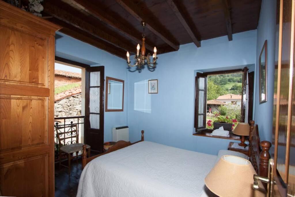 Casa Del Cuetu. Traditional In Asturias Сasa de vacaciones *