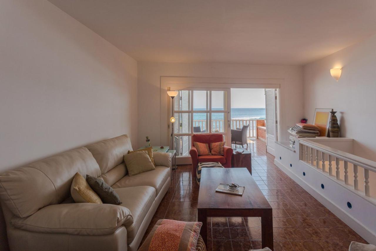 Apartamento With Terrace On The Beachfront *