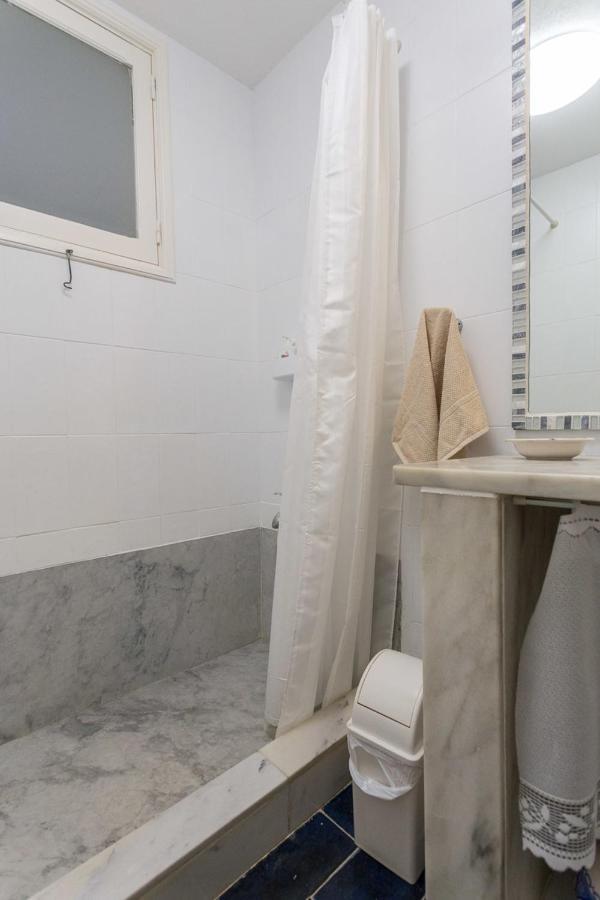 Apartamento With Terrace On The Beachfront *