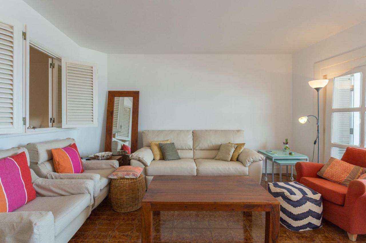 With Terrace On The Beachfront Apartamento Salinetas