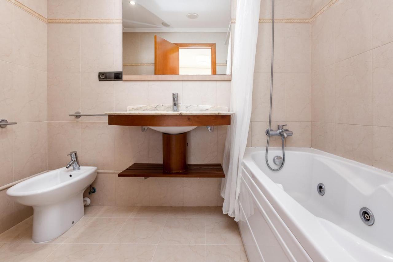 Apartamento 1st Line Mascarat - Solarium Terrace & Pool