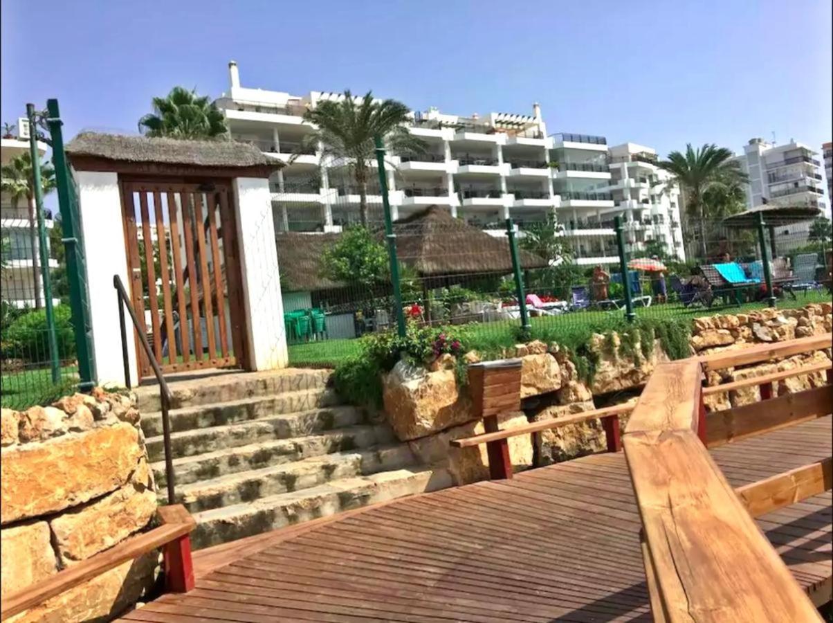Mi Capricho, Beachfront, Grownfloor, Private Garden & Terrace Apartamento *