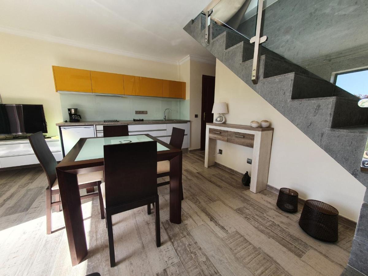 Sunset Apartment *
