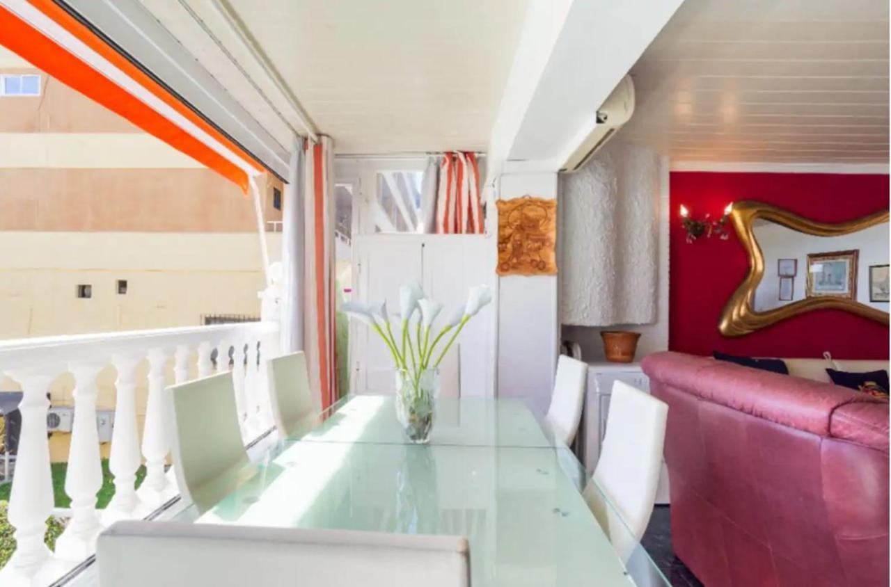 Apartamento Playamar Primera Linea De Playa Urb. La Farola