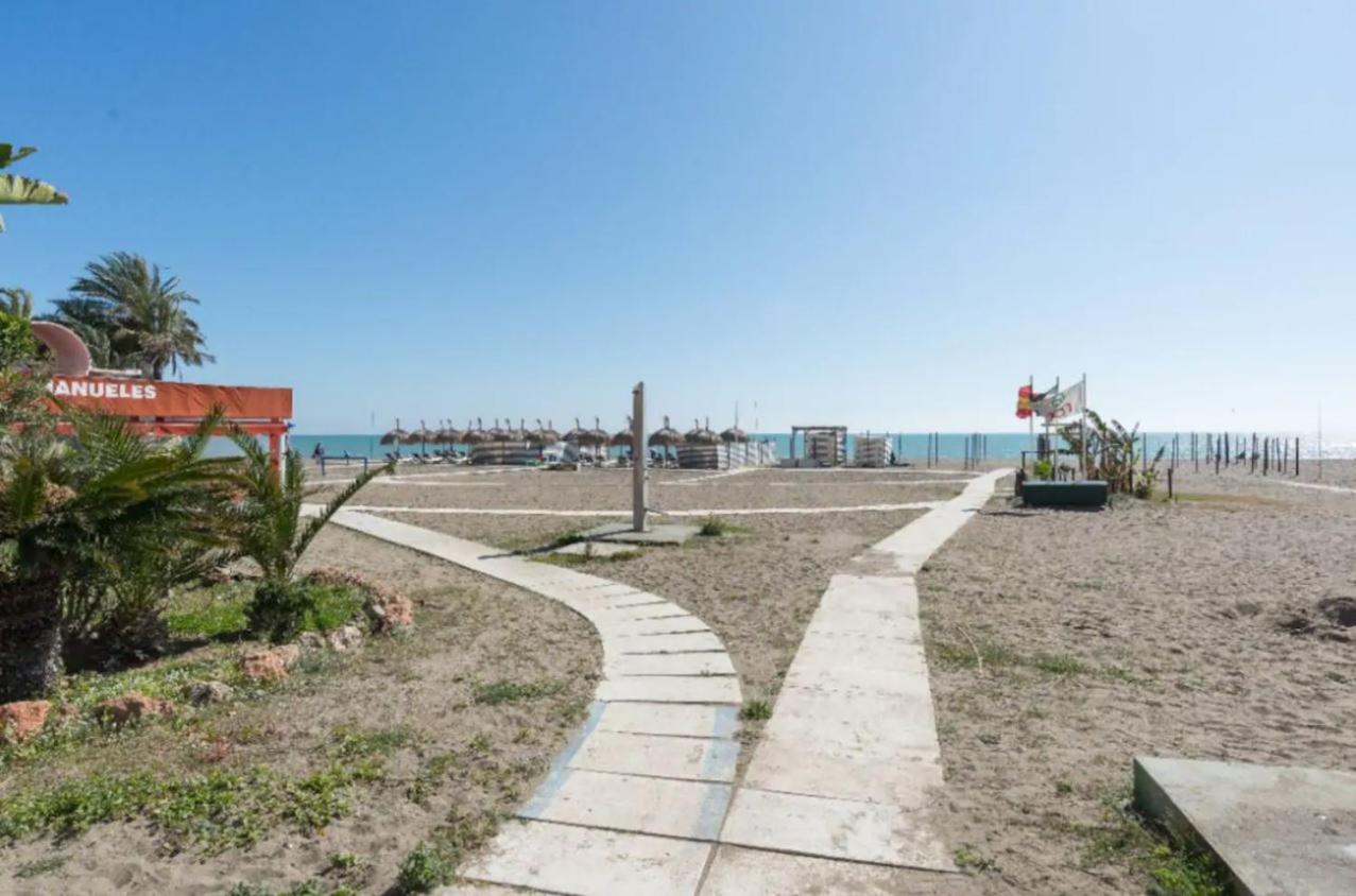 Apartamento Playamar Primera Linea De Playa Urb. La Farola *