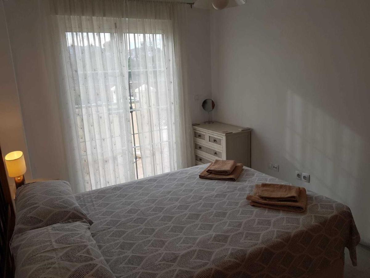 Stunning 2-Bed House In Nerja W Pool A C Garage Сasa de vacaciones *