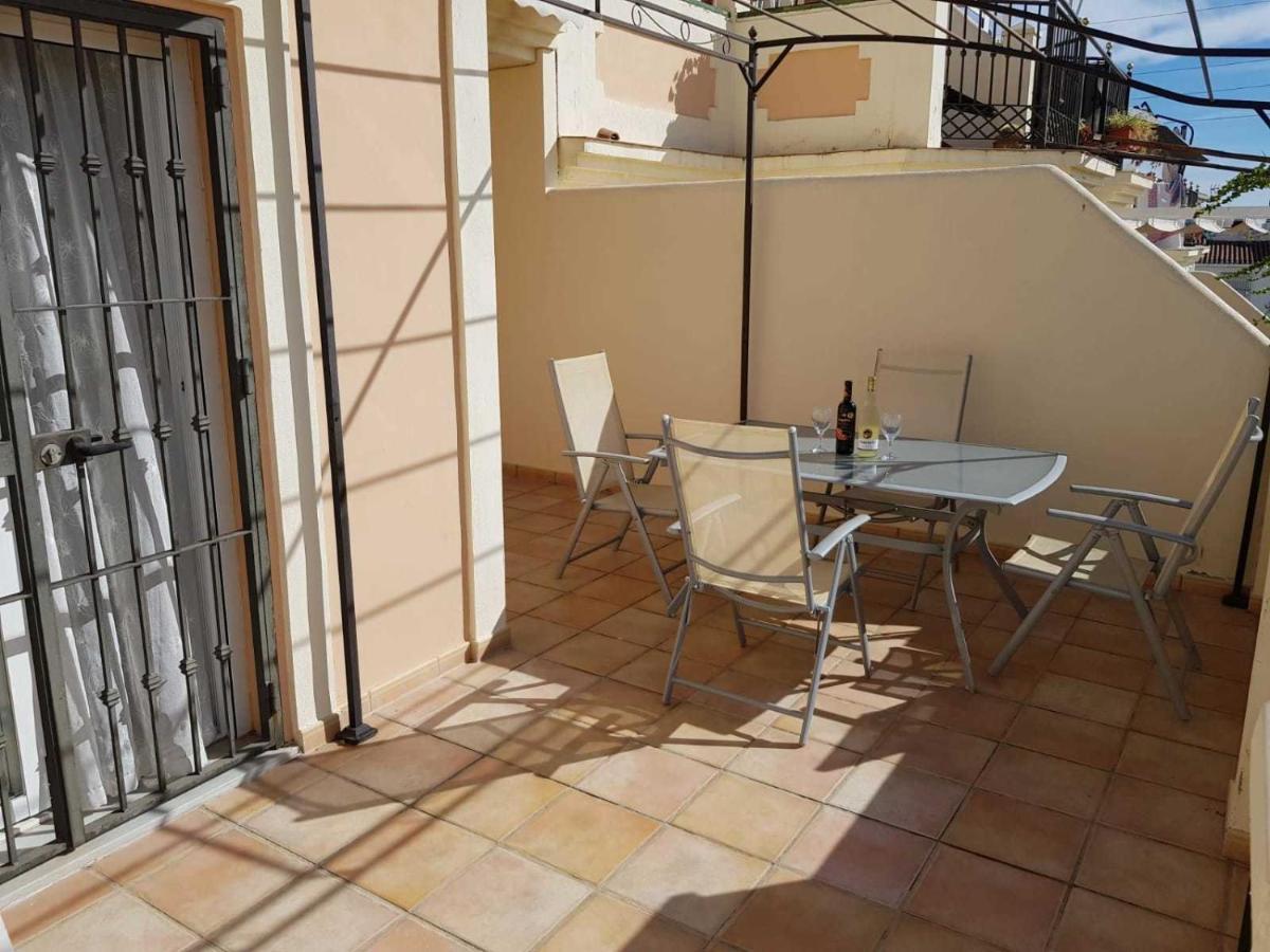 Сasa de vacaciones Stunning 2-Bed House In Nerja W Pool A C Garage *
