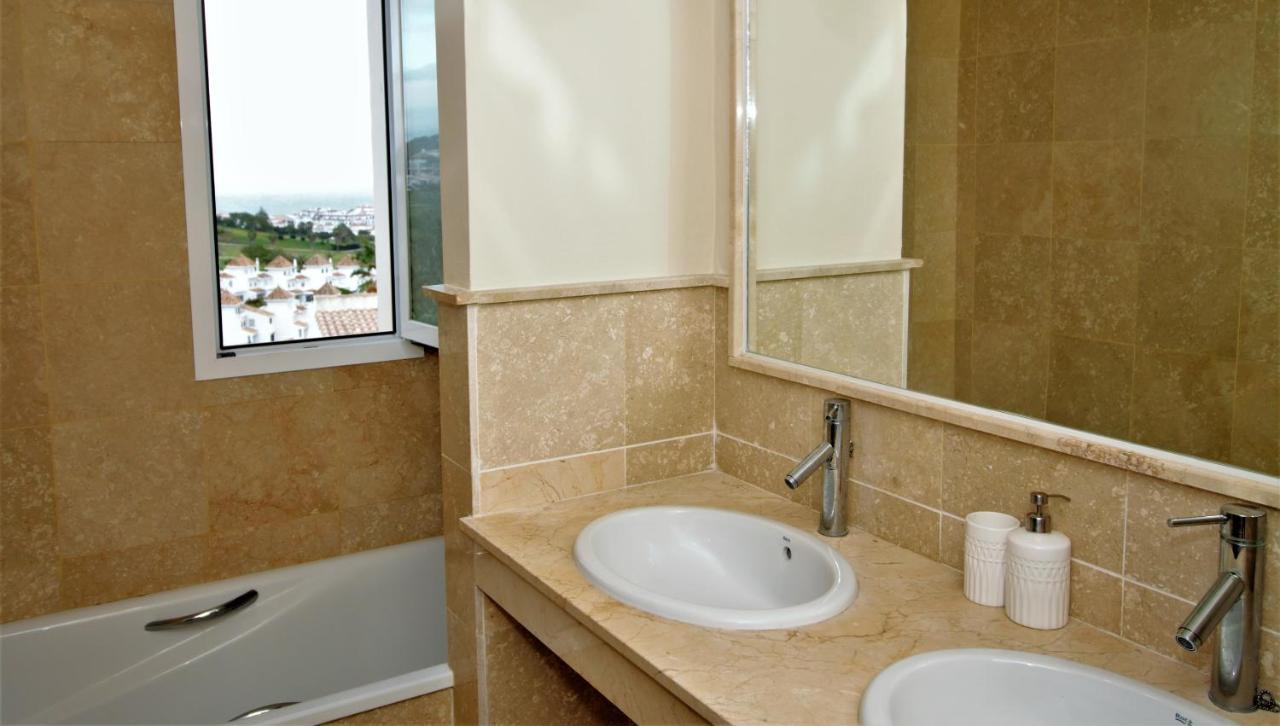 Villa Rosa Luxury Private Large To Rent Manilva