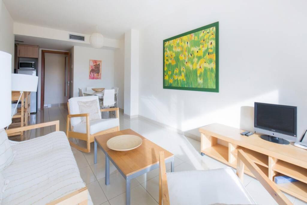 Beautiful 75m2 With View At The Beach, Pool, Parking *