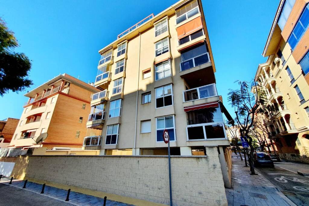 Boliches Parking & Apartamento *