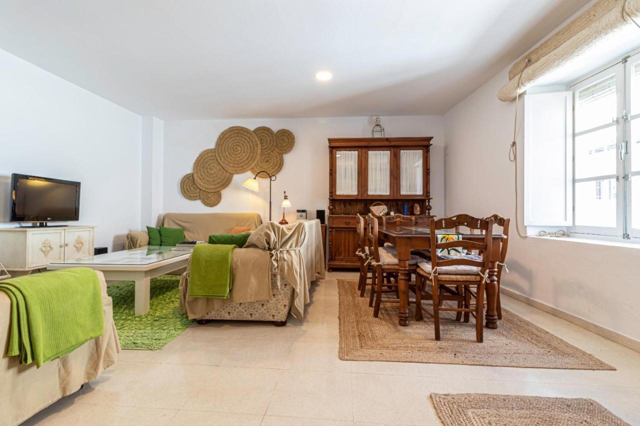 Apartamento Casa Amurallada Mnuela , Wifi, Garage Opcional *