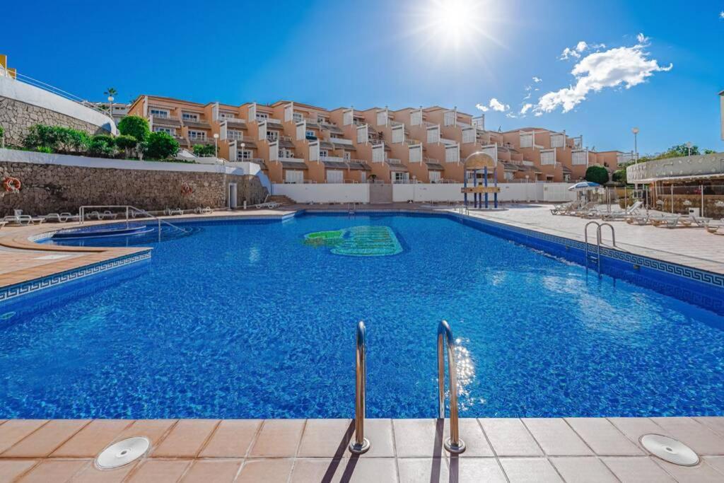 Orlando. Amazing Location. Completely Renovated! * Costa Adeje (Tenerife)
