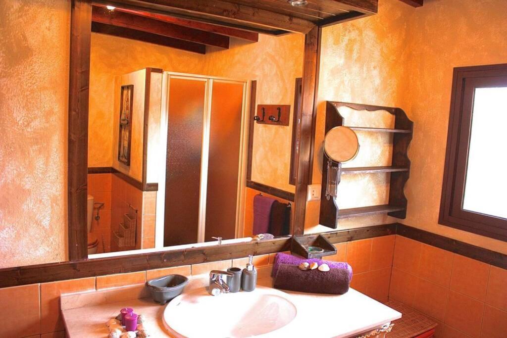 Con Piscina Privada Manitaga. Villa *