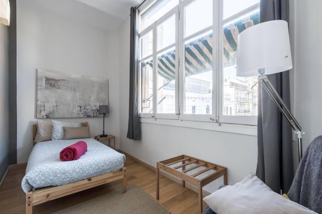 Beautiful & Central Flat Near Sagrada Familia Barcelona