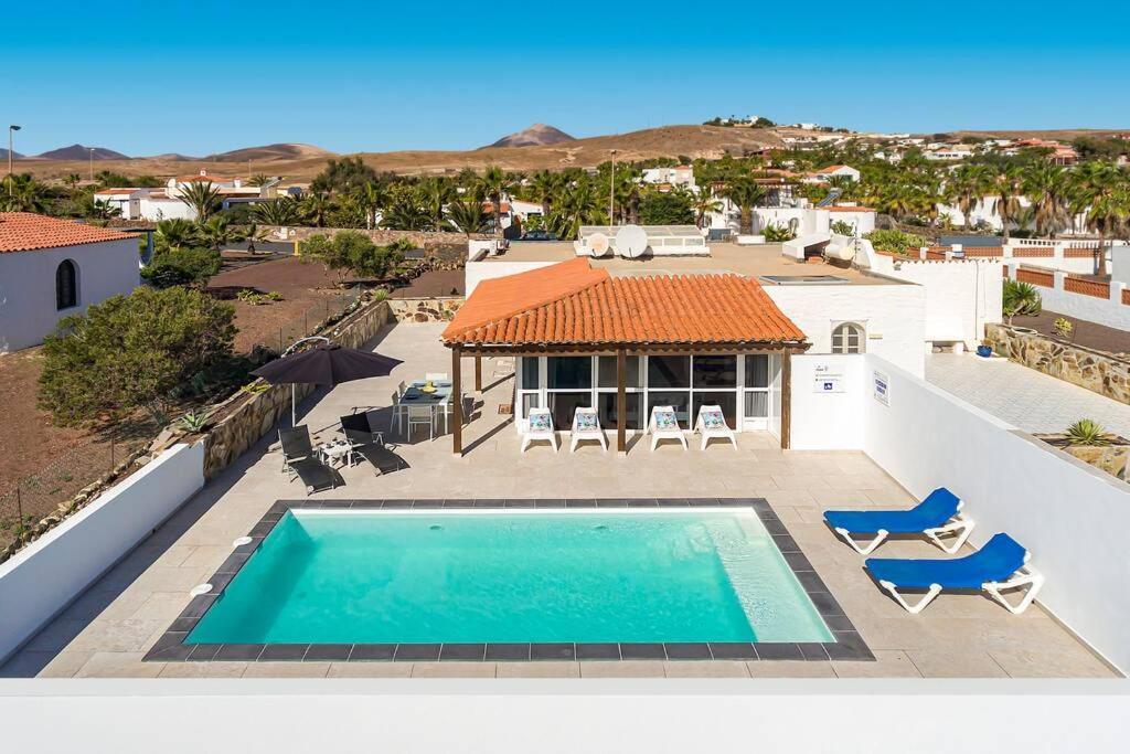 Casa El Cardon: Charming With Private Pool. Holiday home Parque Holandes