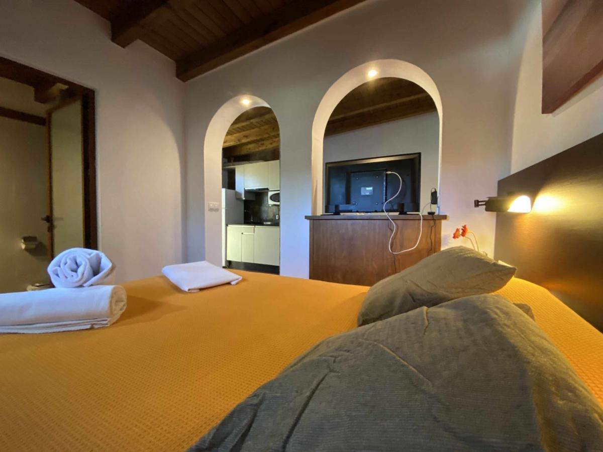 Estudio Pareja Con Jardincito Privado Barbaco Cadiz
