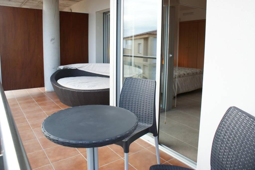 Apartamento Con Piscina Y Parking En Apartamento