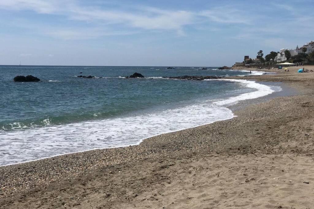 Bungalow Sea View, Pool, Tennis, Beach 5min Walk Holiday home *