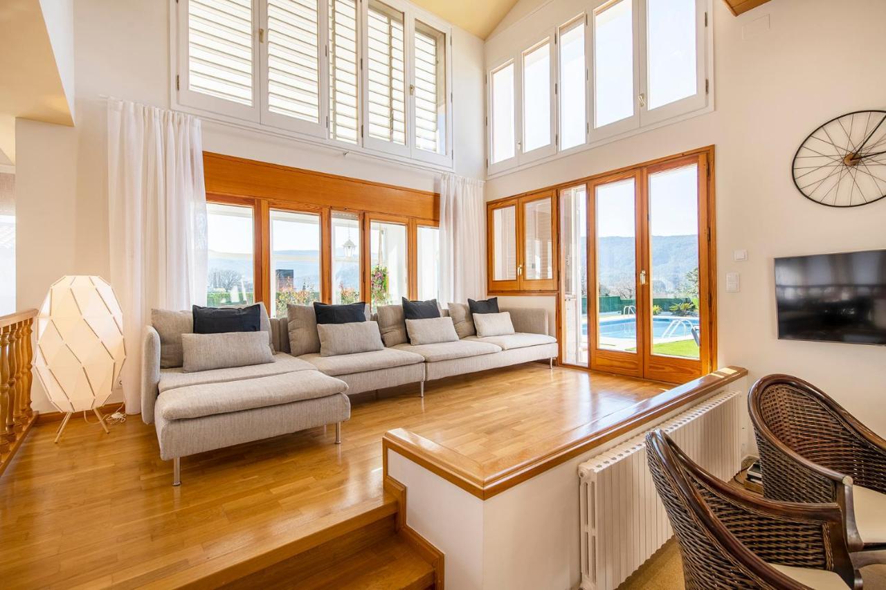 Casa Mirestany- Wonderful House With Amazing Views Banyoles
