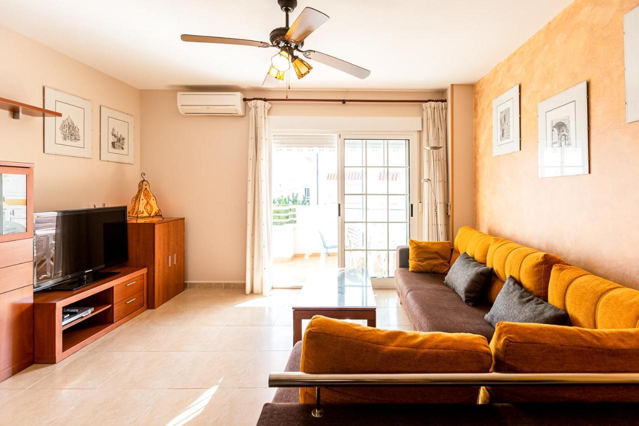 Pilki Apartment *