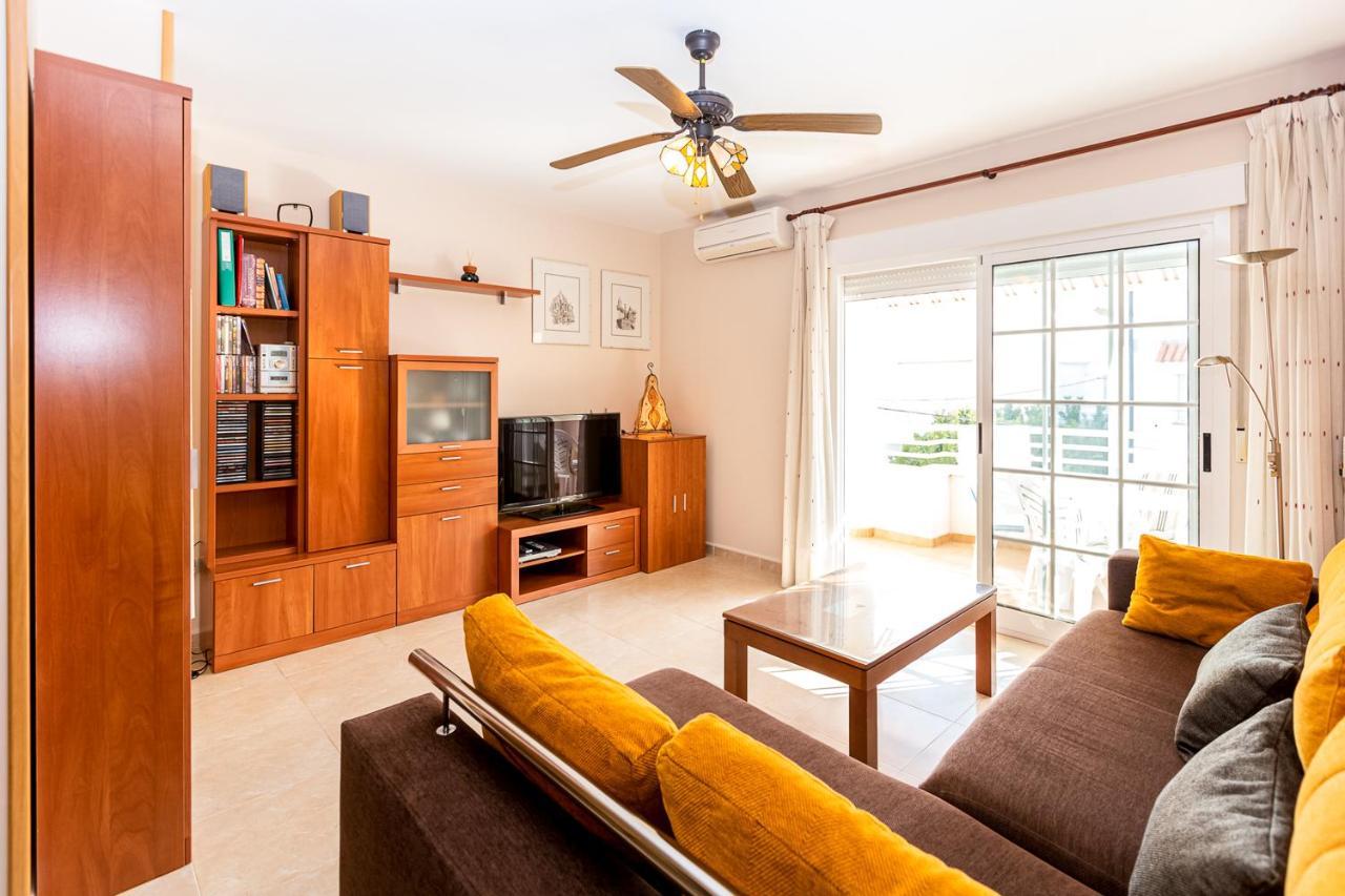Pilki Apartment *