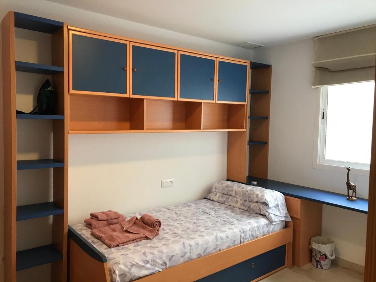 Apartamento Con Terraza, Garaje Y Piscina A 350m Playa Apartment *