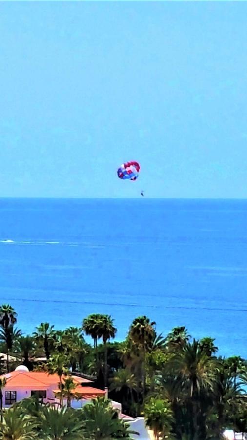 Americas Panoramic Sea Views Apartment *