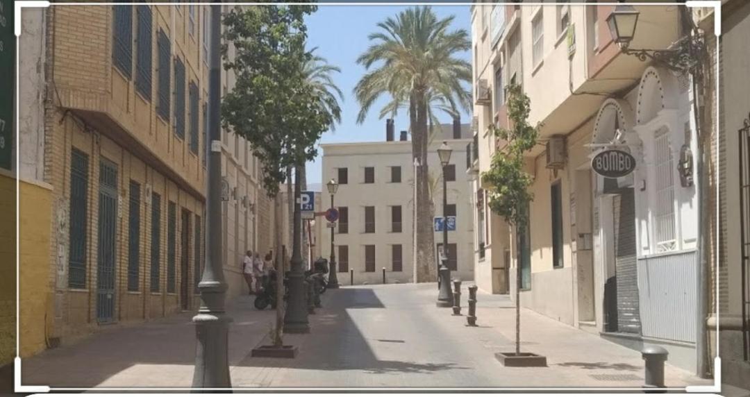 Junto A La Catedral Apartamento