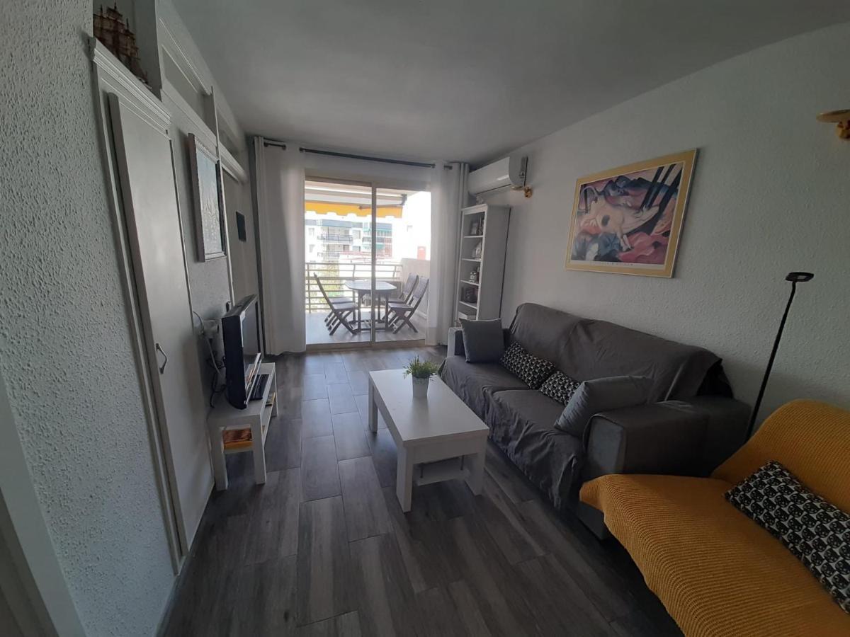 En El Centro De Apartamento Salou