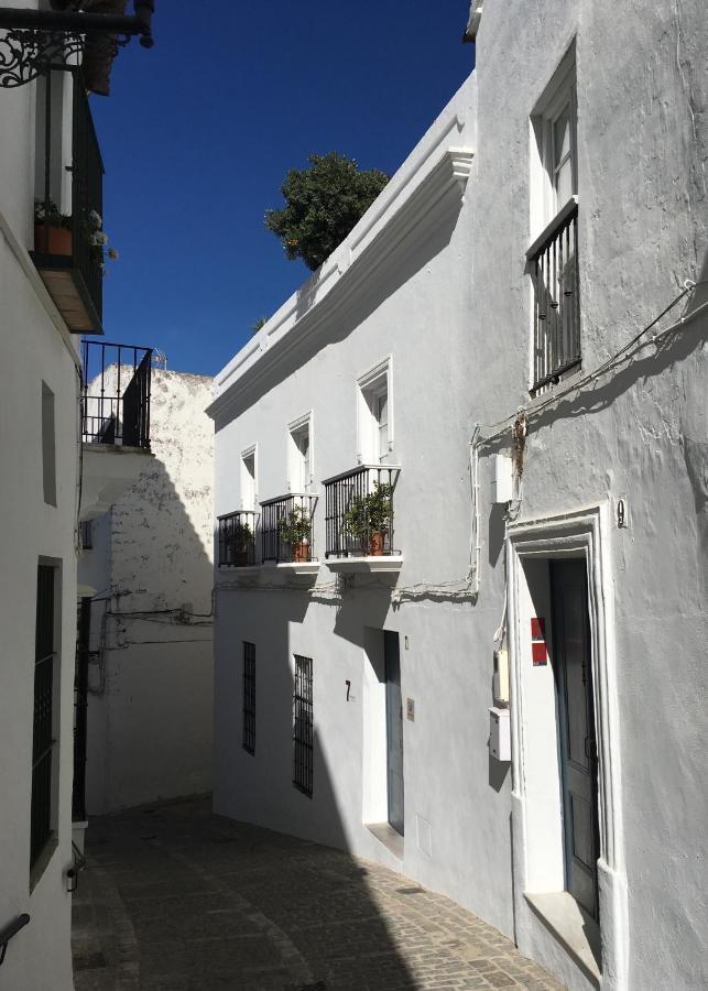 Siete Balcones Y Un Patio