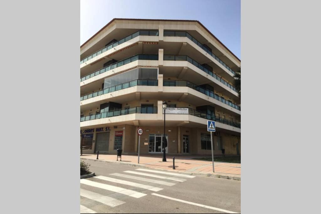 Matilde Modern 2 Bedroom Close To * San Luis de Sabinillas